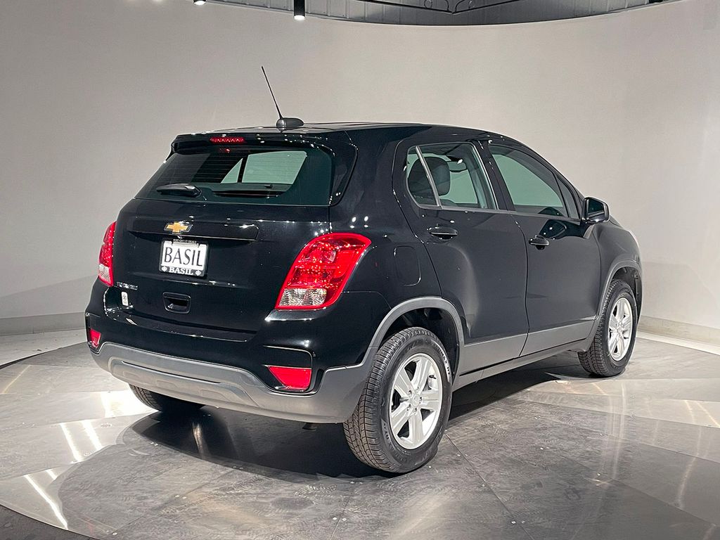 2019 Chevrolet Trax LS photo 9