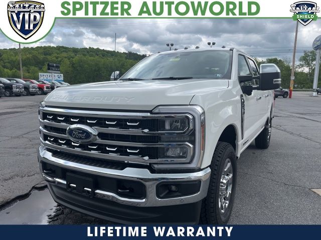 2025 Ford F-250 Super Duty Lariat's photo