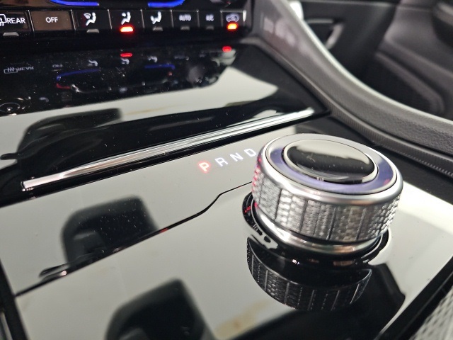 2025 Jeep Grand Cherokee Laredo Altitude photo 21