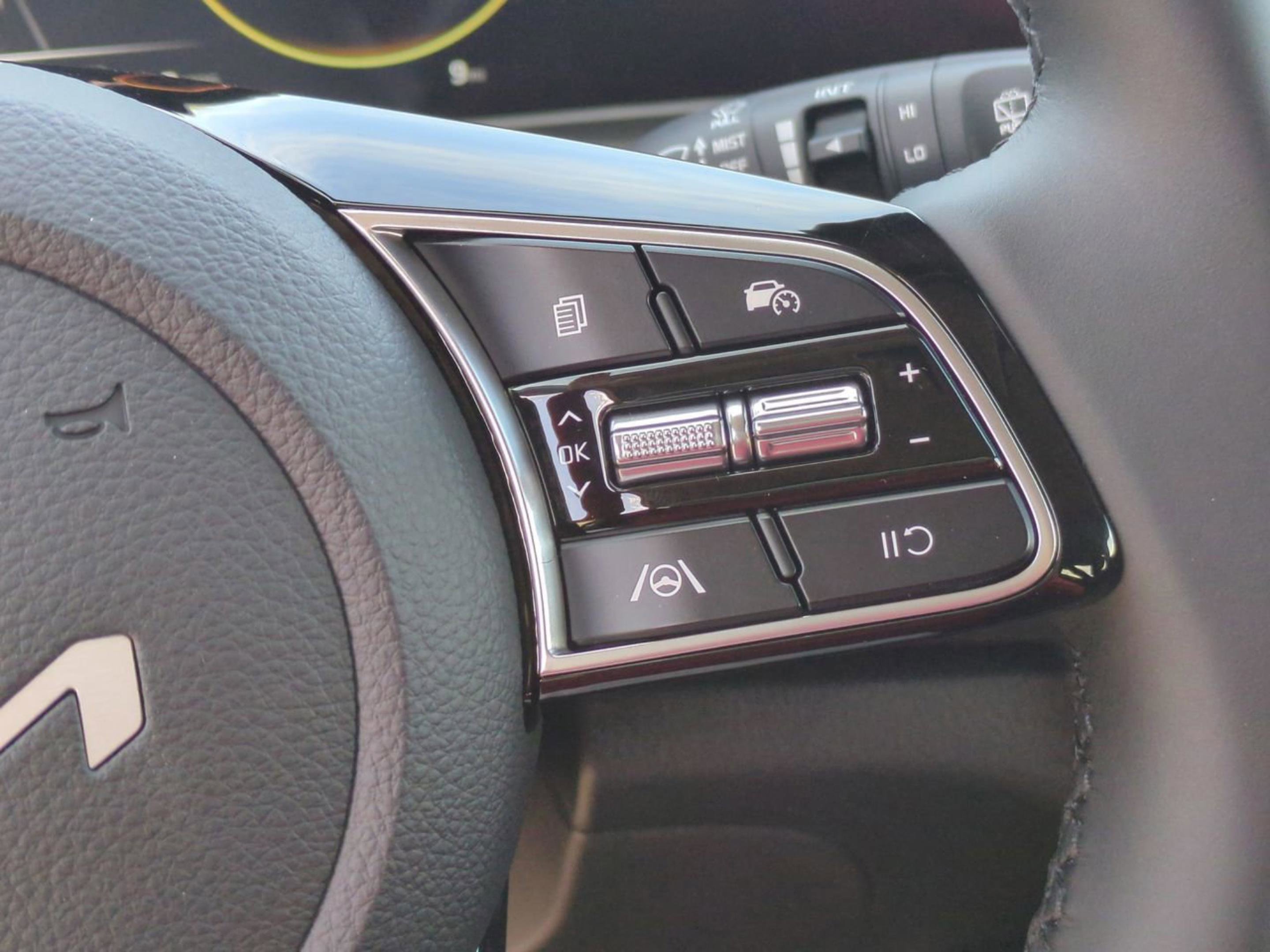 2026 Kia Seltos EX photo 26