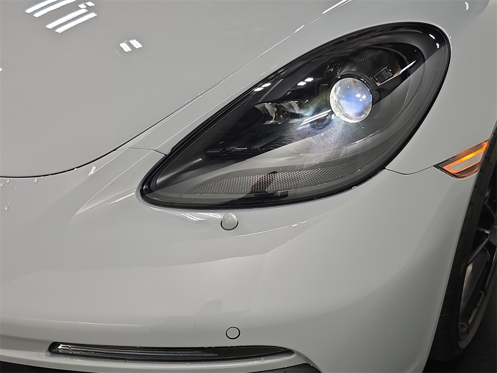 2025 Porsche Boxster GTS 4.0 photo 12