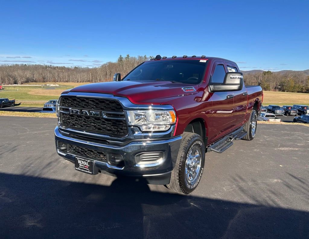 2024 Ram 3500 Tradesman photo 3
