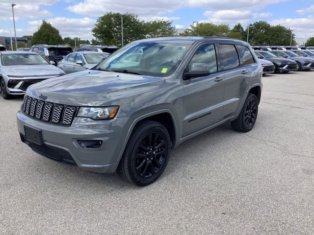 2020 Jeep Grand Cherokee Altitude's photo