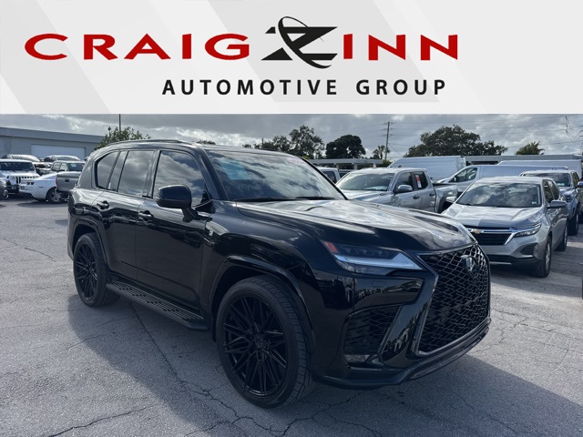 2024 Lexus LX F-Sport's photo