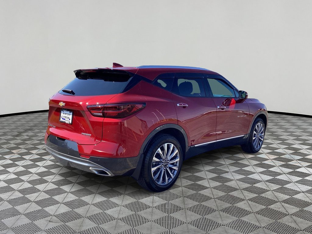 2025 Chevrolet Blazer Premier photo 3
