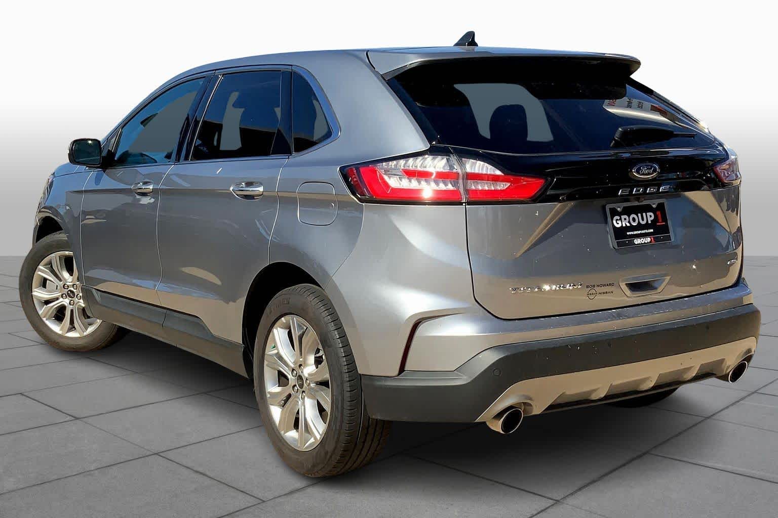 2024 Ford Edge Titanium Sport photo 2