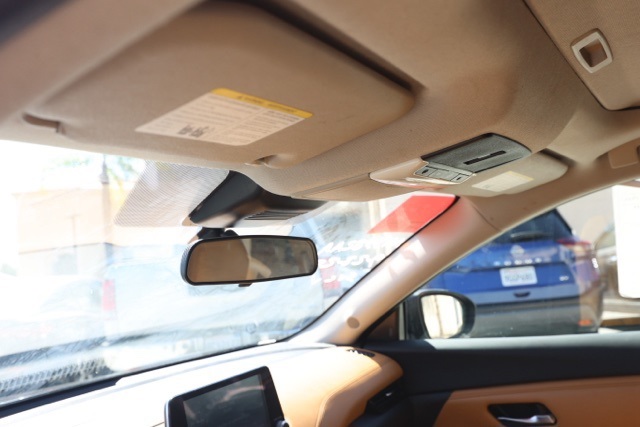 2022 Nissan Sentra SV photo 11