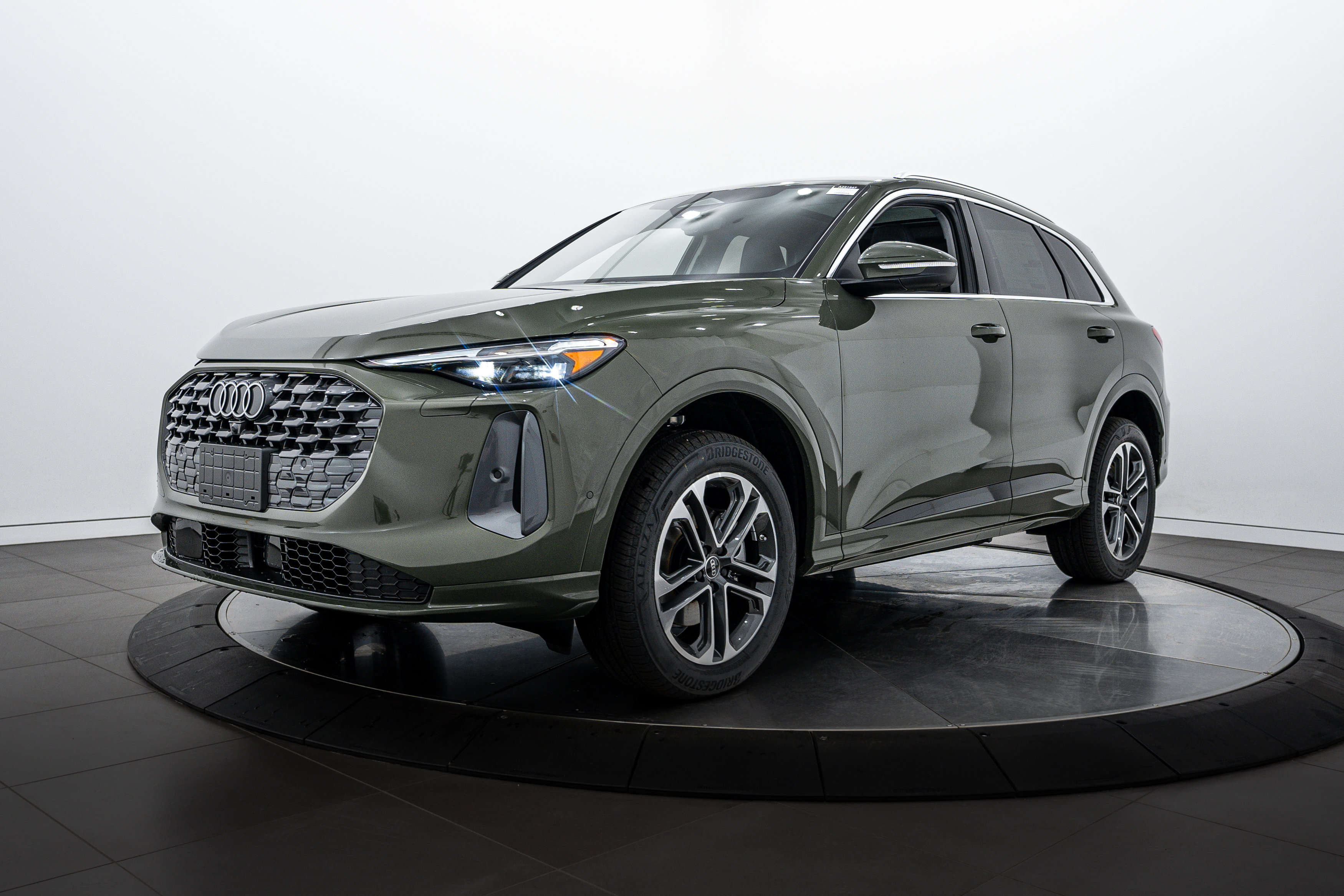 2025 Audi Q5 Premium Plus photo 6