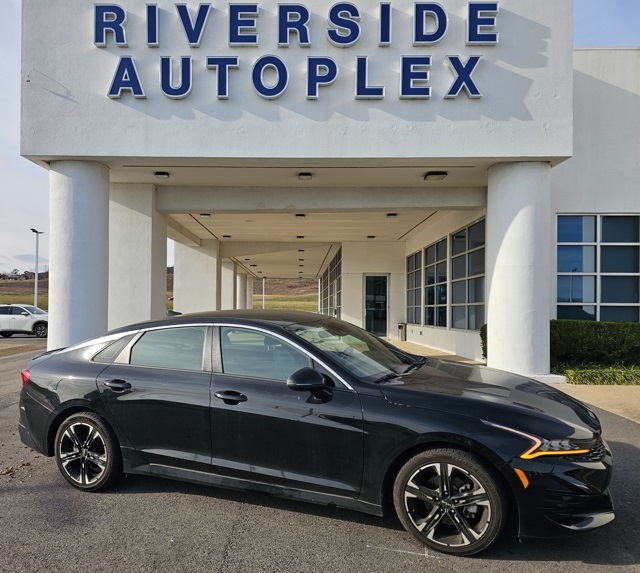 2022 Kia K5 GT-Line's photo