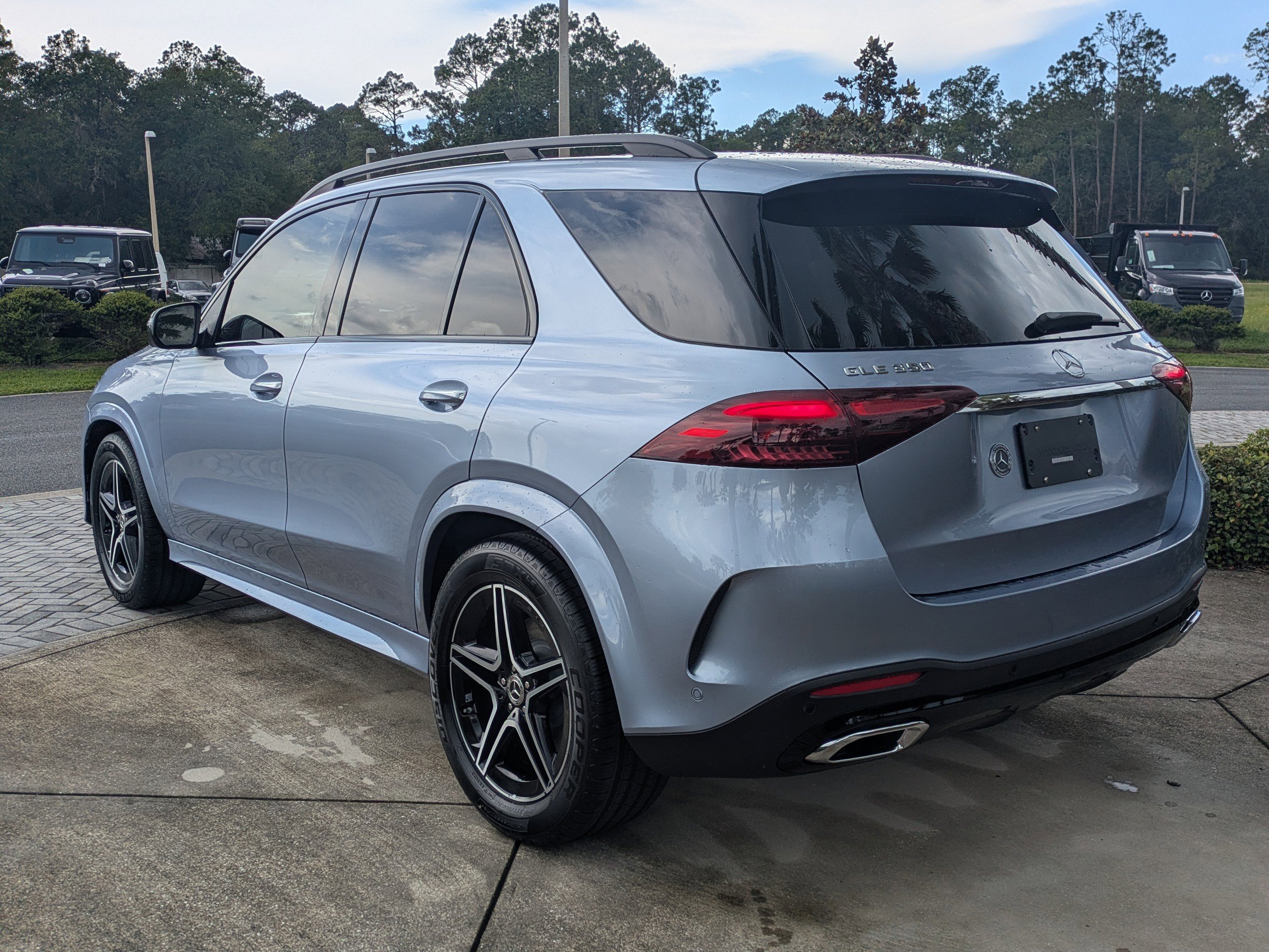 2025 Mercedes Benz GLE 350 4MATIC photo 7