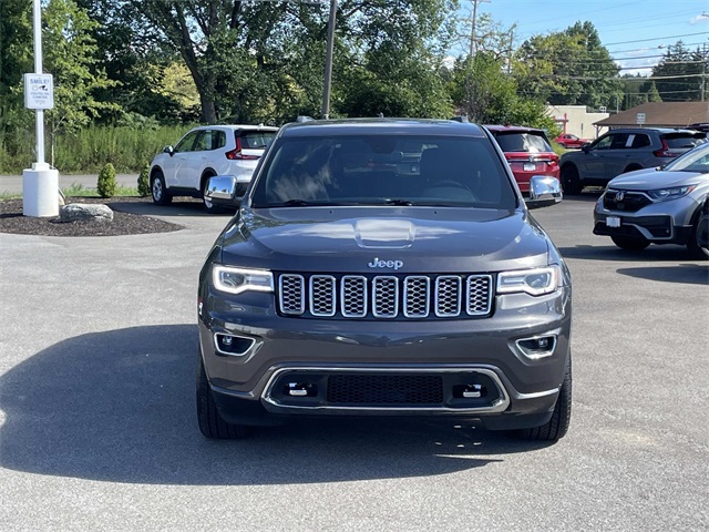 2019 Jeep Grand Cherokee Overland photo 2
