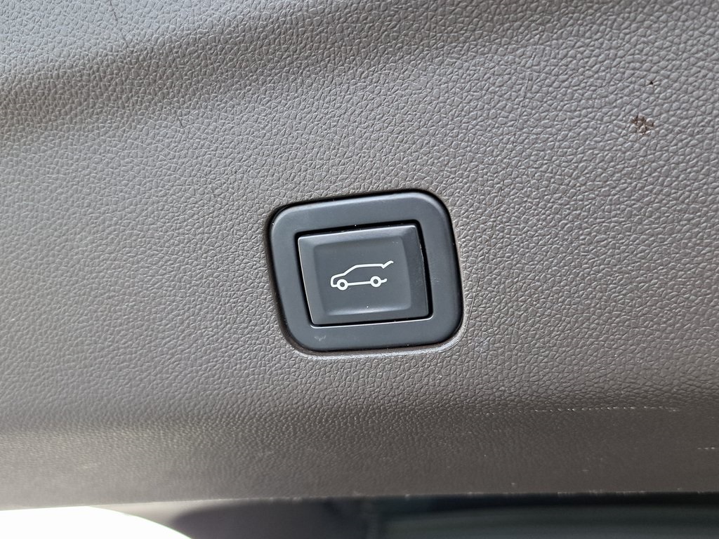 2022 Chevrolet Tahoe LT photo 30