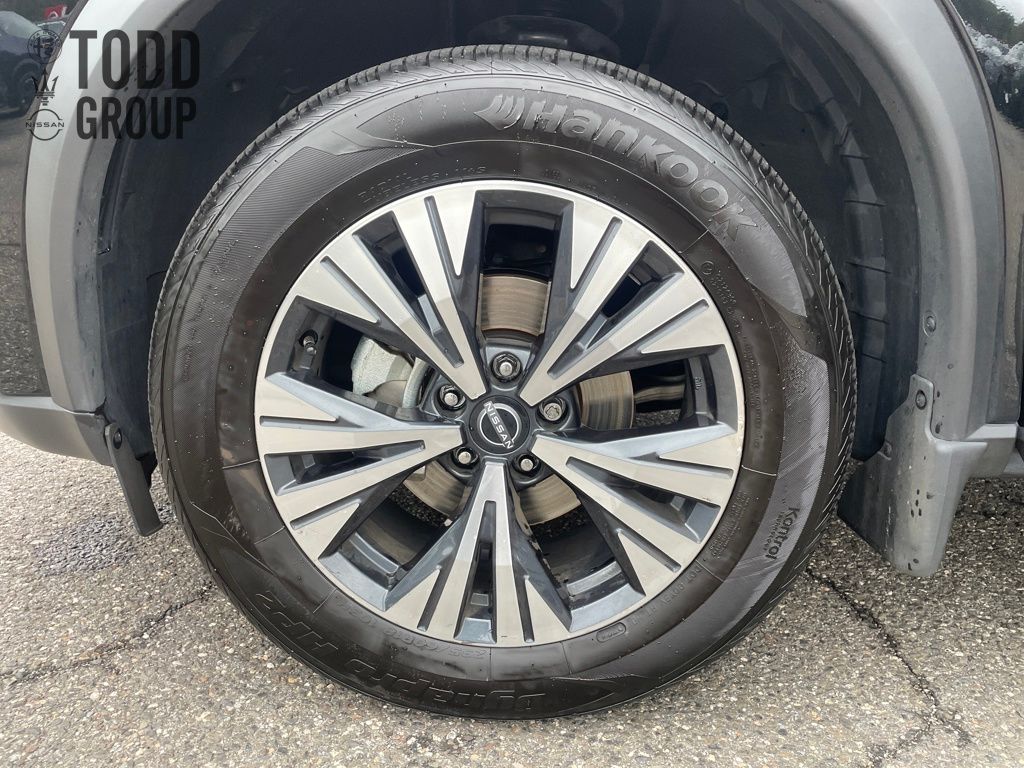 2022 Nissan Rogue SV photo 21