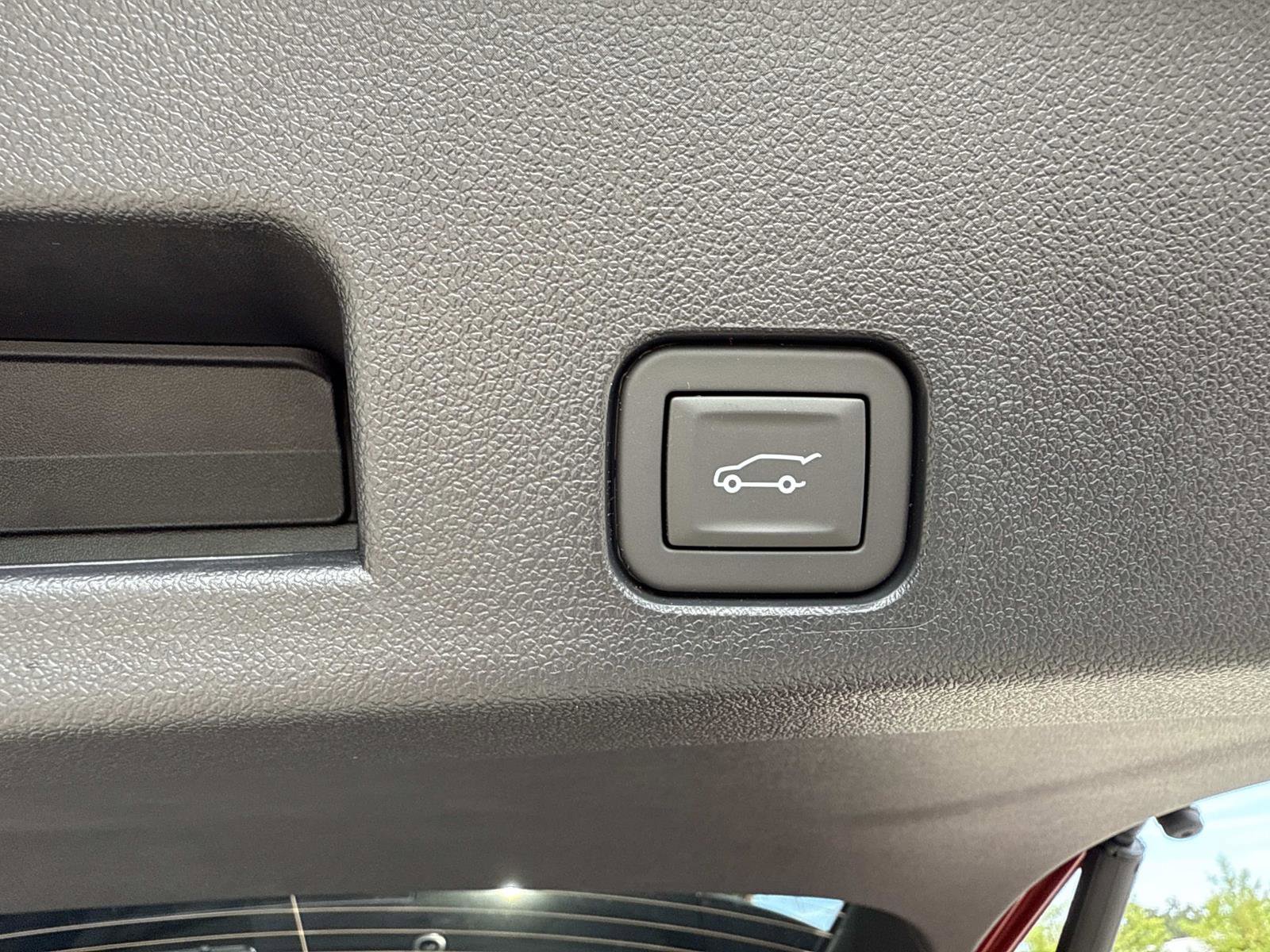 2026 Chevrolet Traverse photo 33