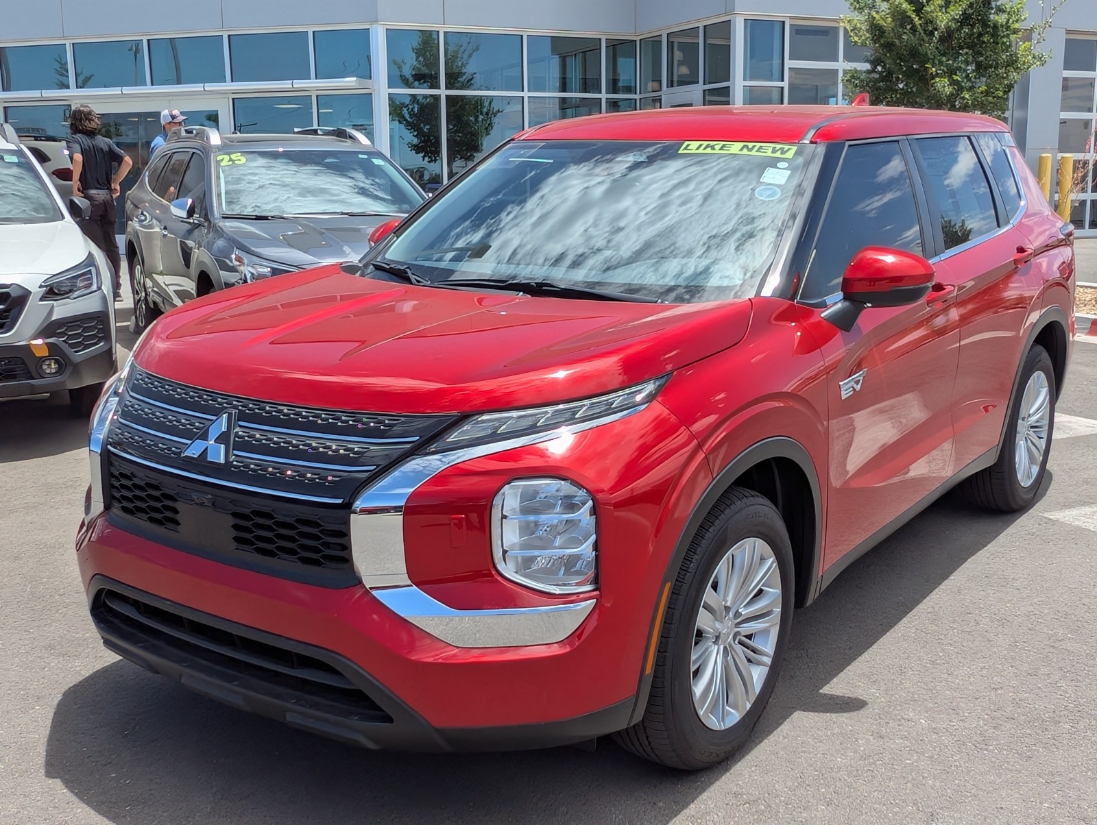 Used 2023 Red Diamond Mitsubishi ES image 1