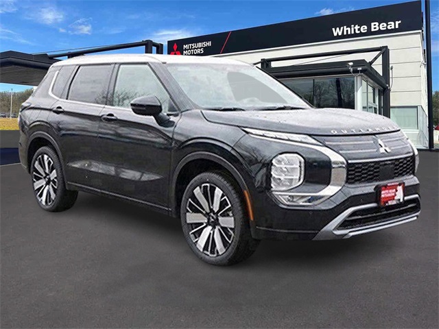 2025 Mitsubishi Outlander SEL Platinum Edition's photo
