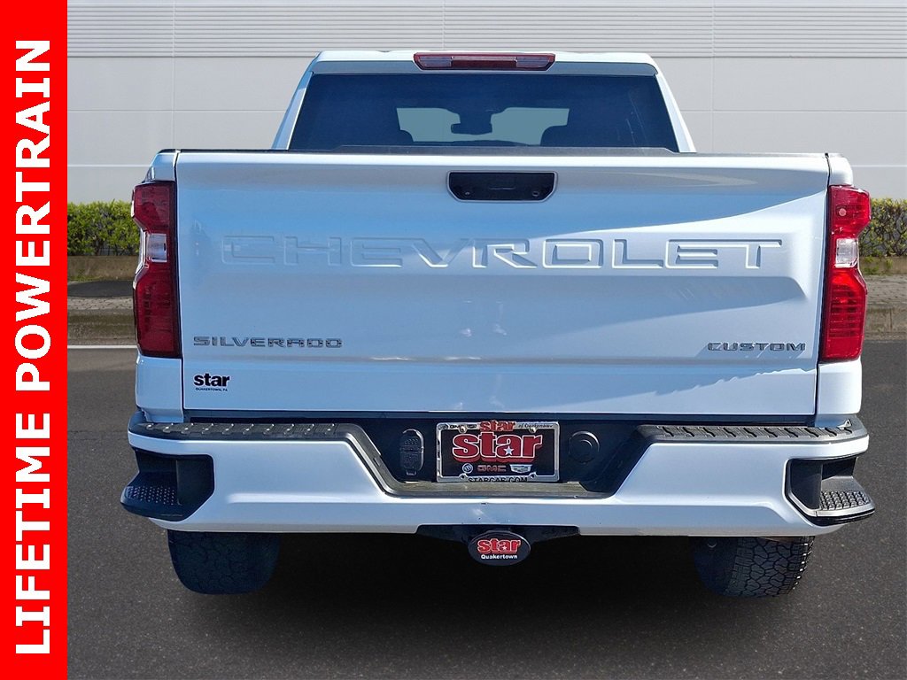 2023 Chevrolet Silverado 1500 Custom photo 5