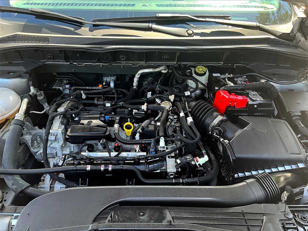 2022 Ford Escape SEL photo 32
