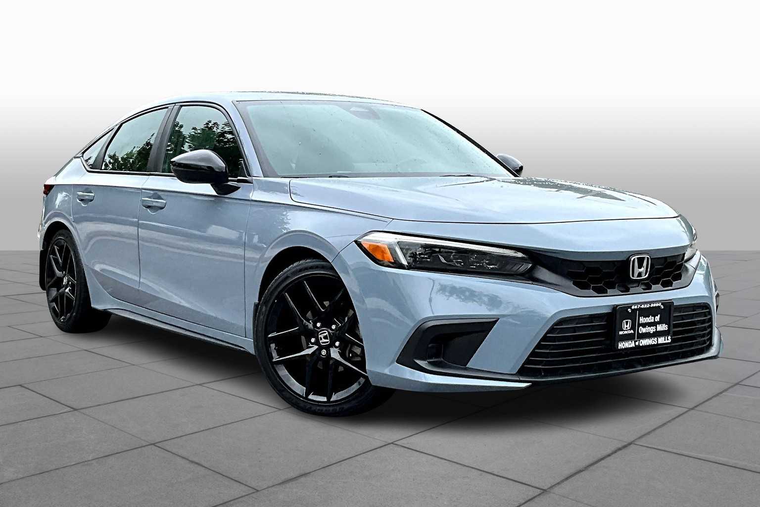 2023 Honda Civic Hatchback Sport photo 2