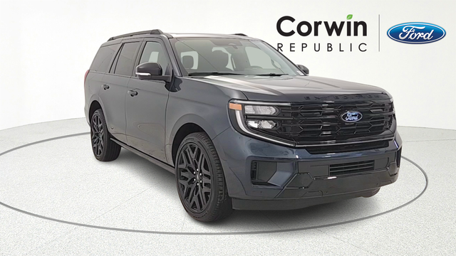 2026 Ford Expedition Platinum's photo