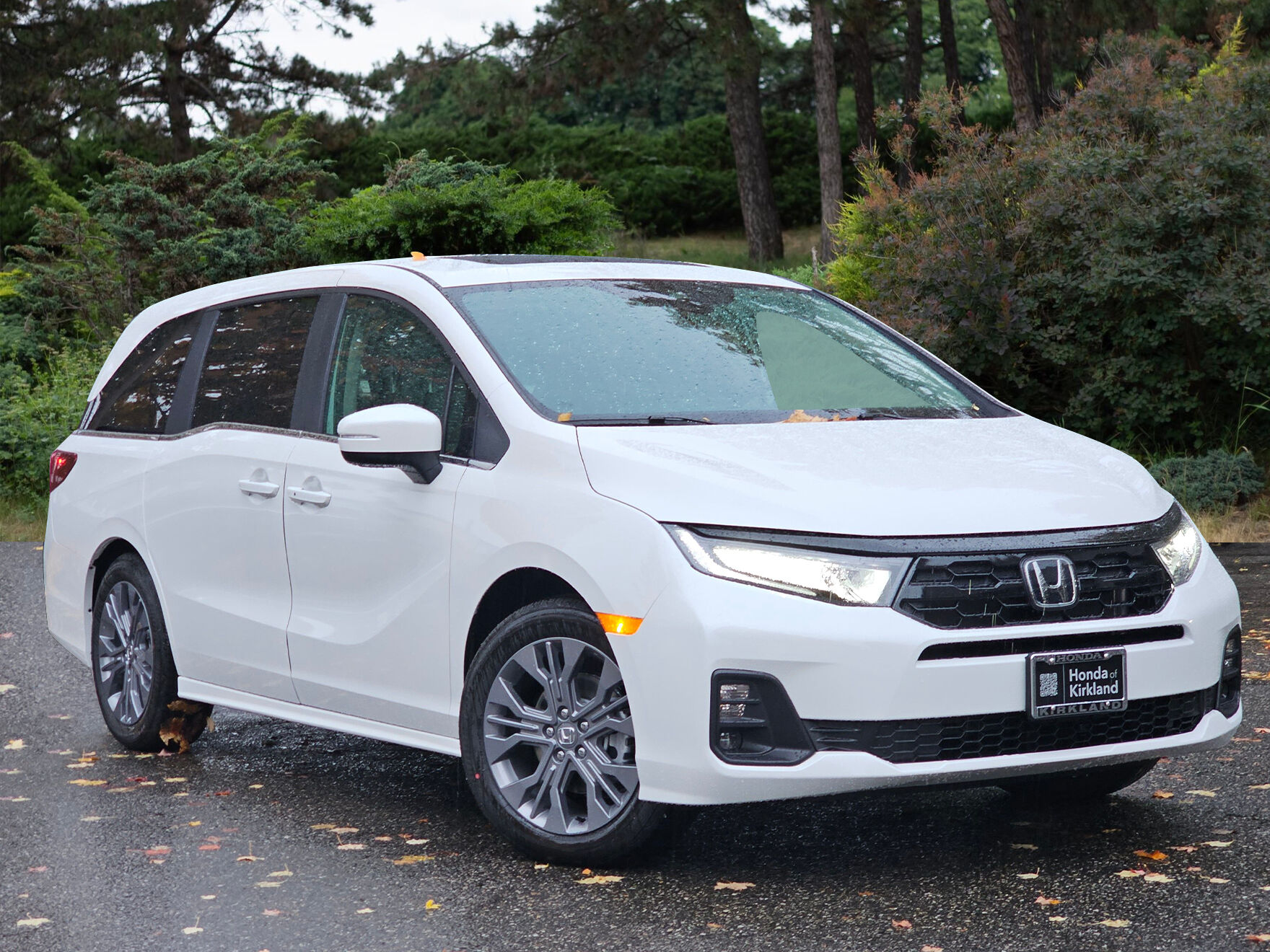 2026 Honda Odyssey Touring's photo