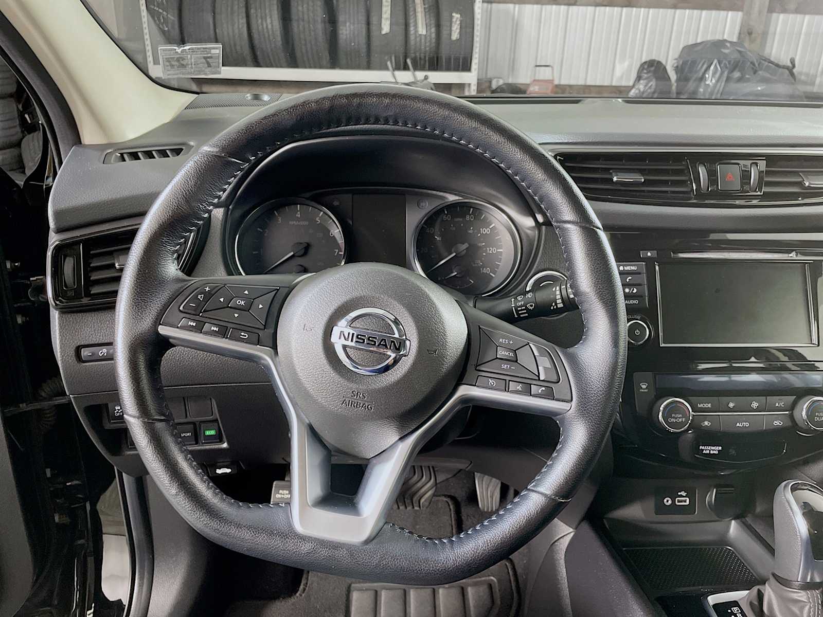 2022 Nissan Rogue Sport SV photo 8
