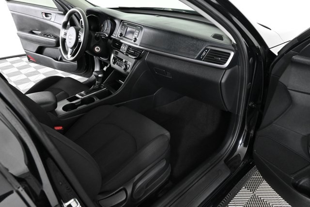 2017 Kia Optima 1.6T LX photo 10