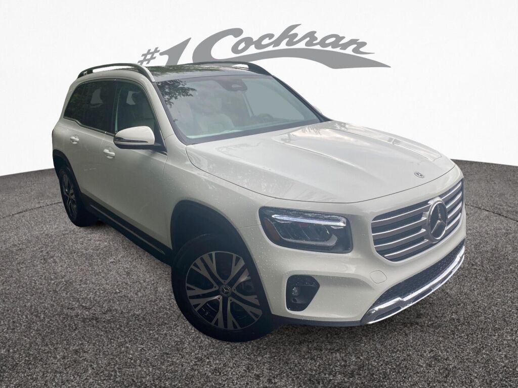 2025 Mercedes-Benz GLB Base's photo