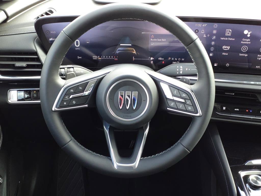 2025 Buick Envision Preferred photo 2
