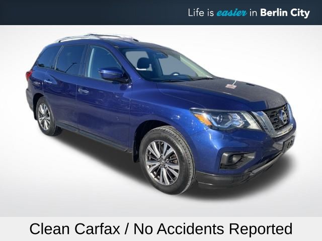 2017 Nissan Pathfinder S's photo