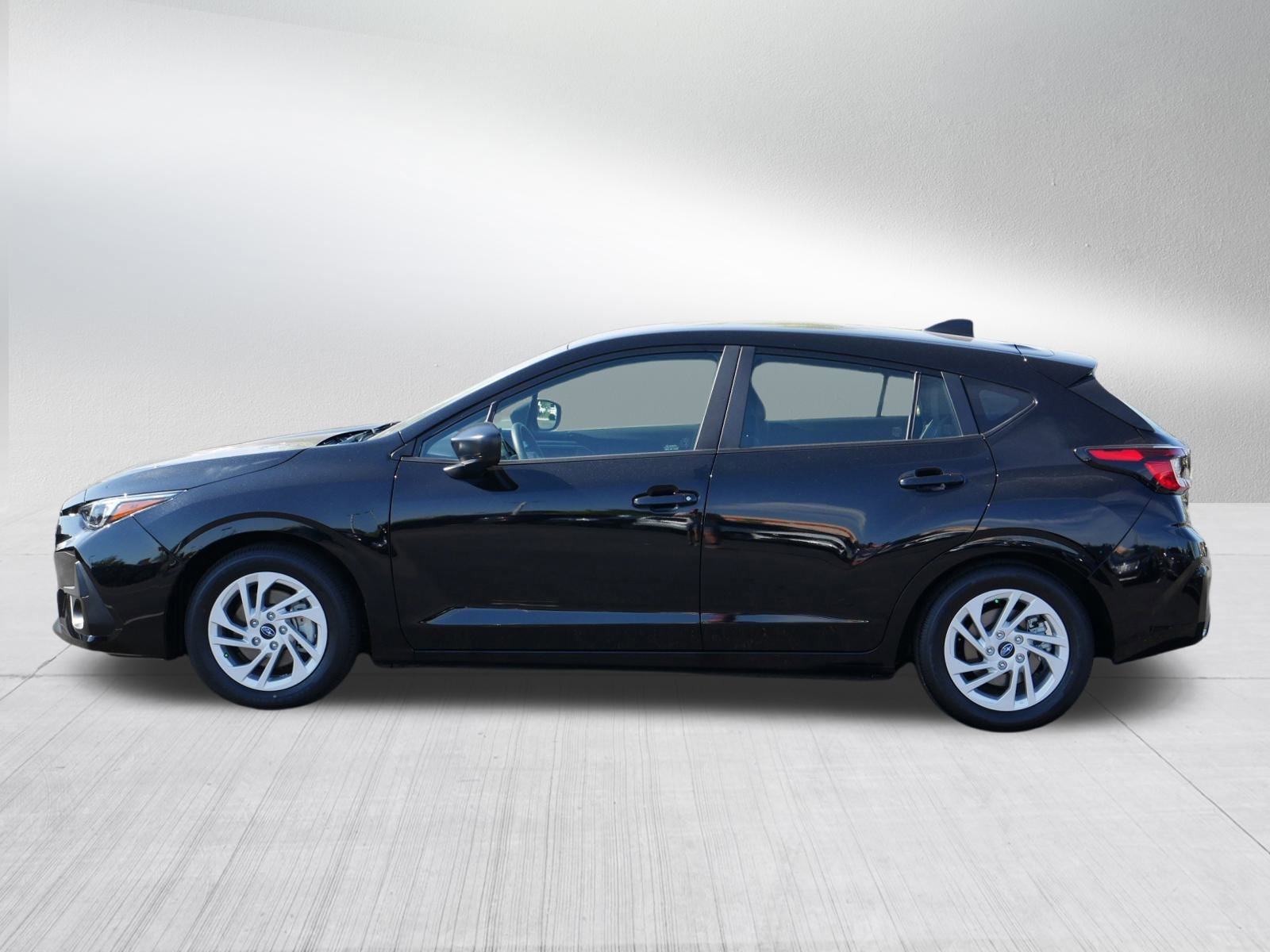 2025 Subaru Impreza Base photo 4
