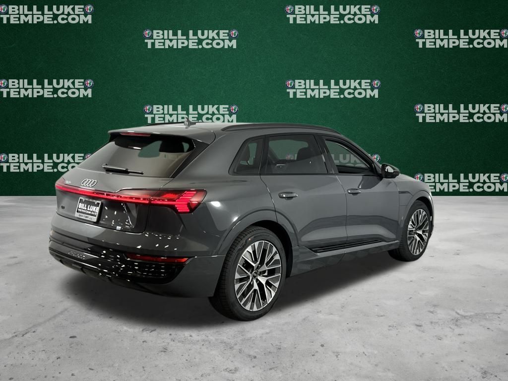 2024 Audi Q8 E-tron Premium Plus photo 5