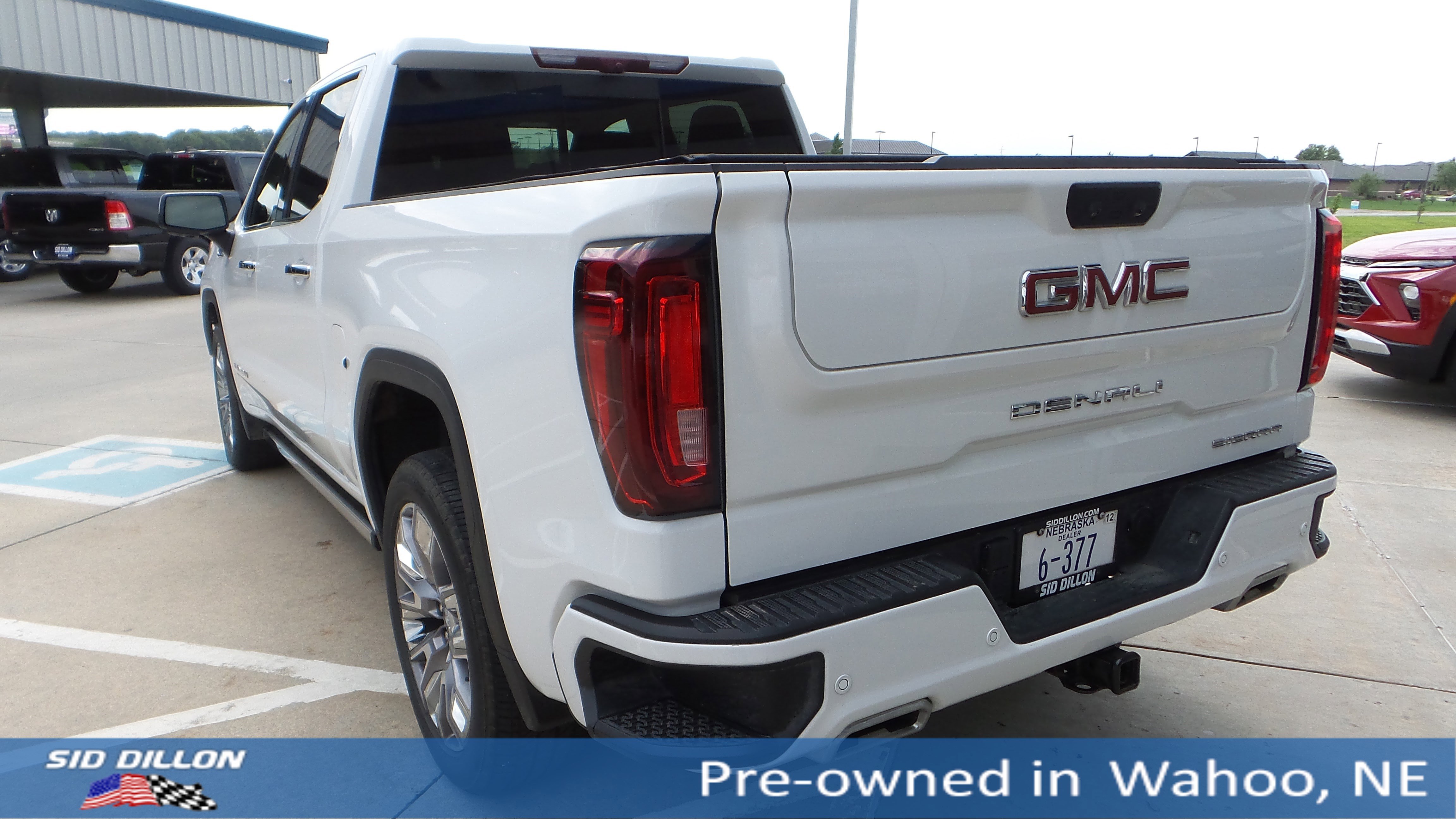2024 Gmc Sierra 1500 Denali photo 2