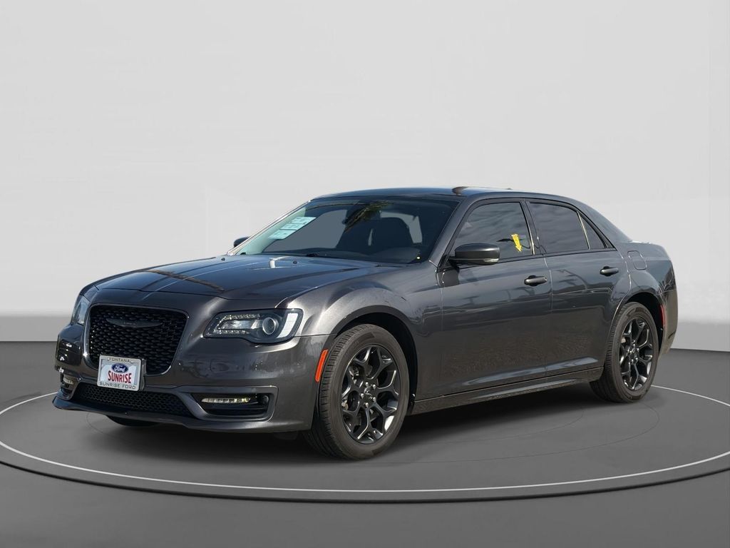 2022 Chrysler 300 Touring L