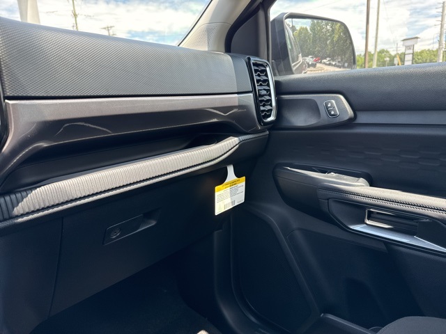 2025 Ford Ranger XLT photo 33