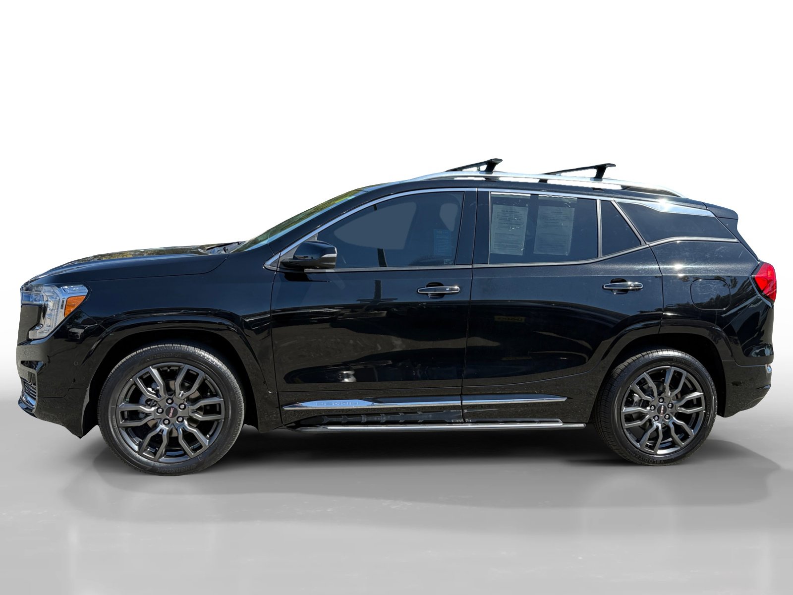 2022 Gmc Terrain Denali photo 2