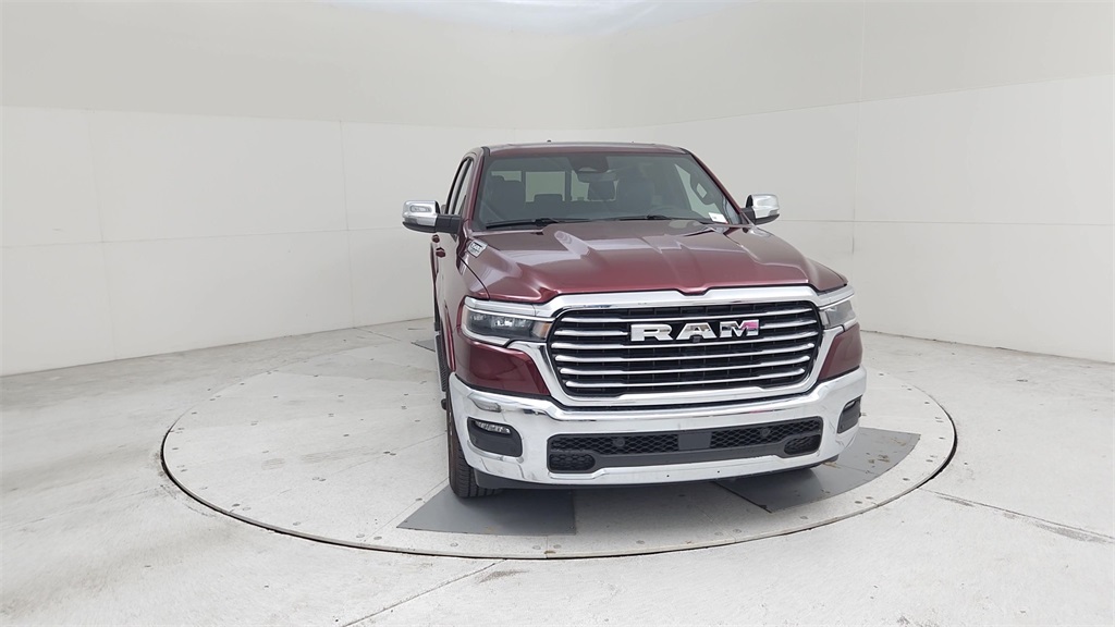 2025 Ram 1500 Laramie photo 4