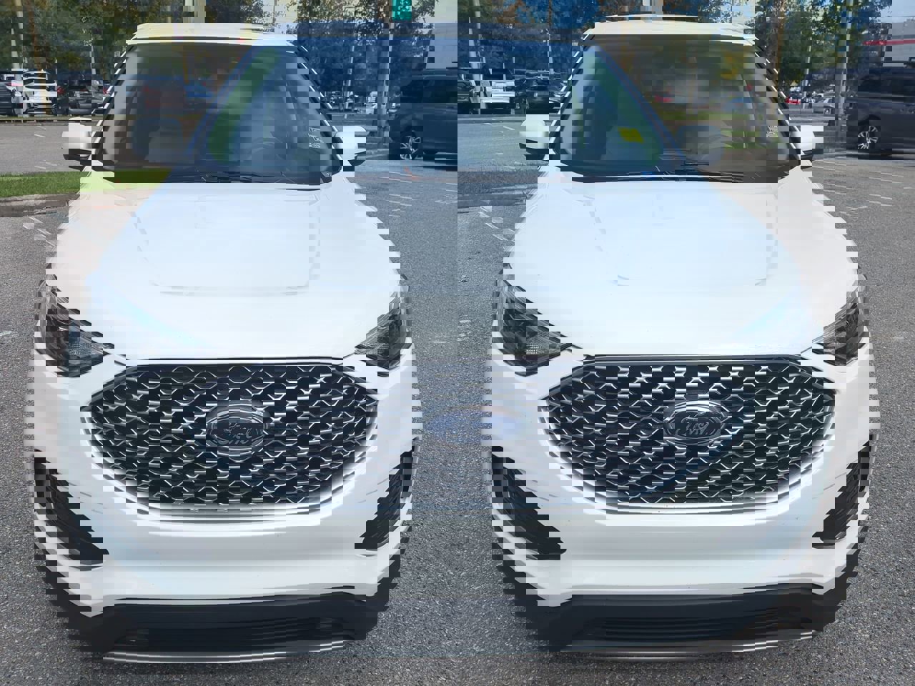 2023 Ford Edge SEL photo 9