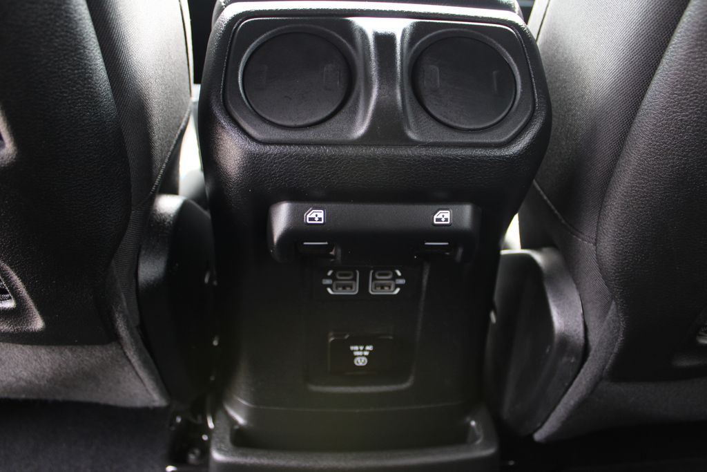 2022 Jeep Wrangler Unlimited Rubicon 4xe photo 34