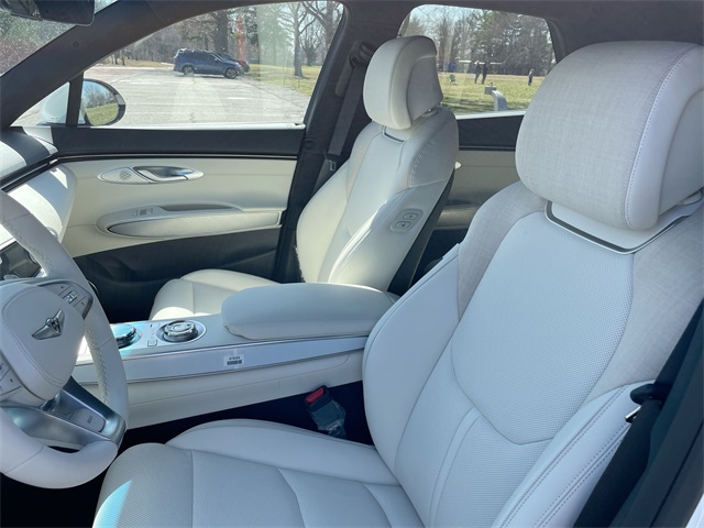 2025 Genesis Electrified GV70 Advanced photo 34