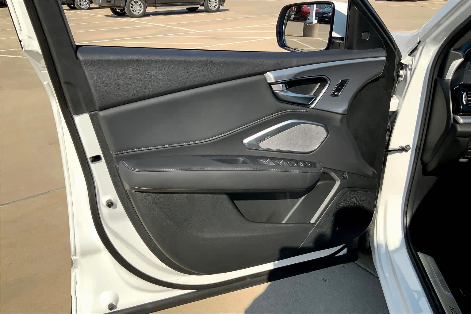 2025 Acura RDX Technology photo 9