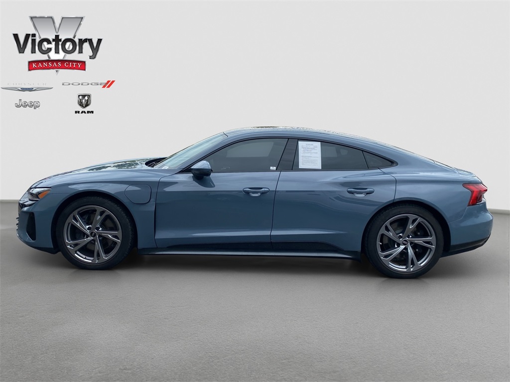 2023 Audi e-tron GT Premium Plus photo 4