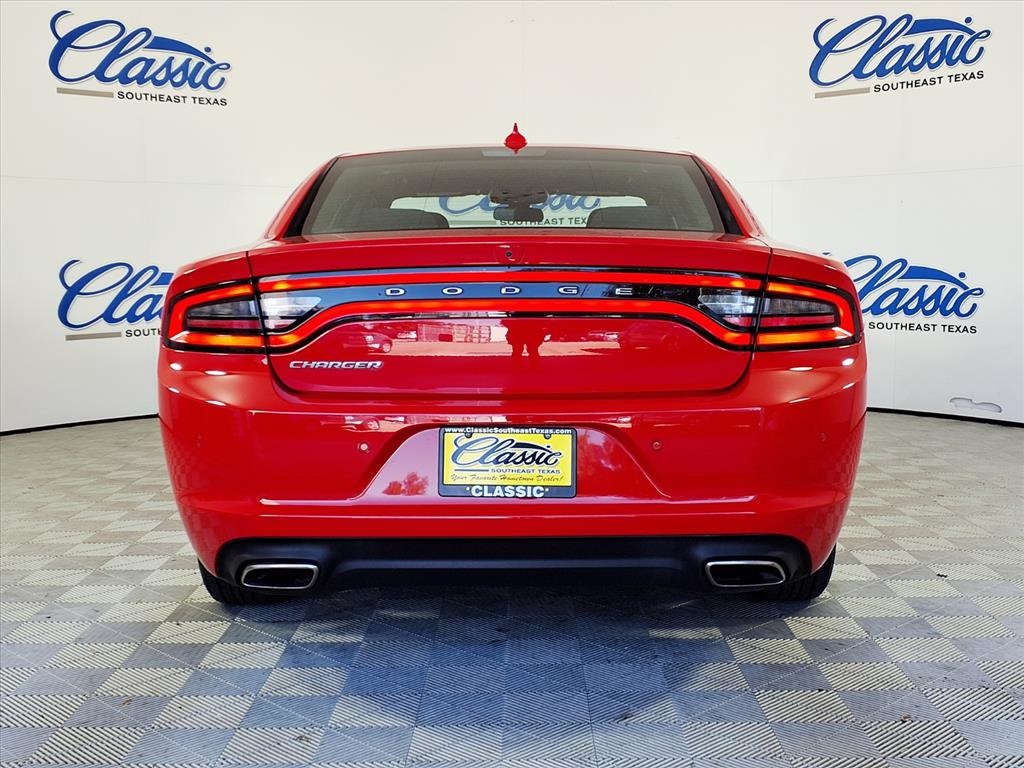 2023 Dodge Charger SXT photo 4