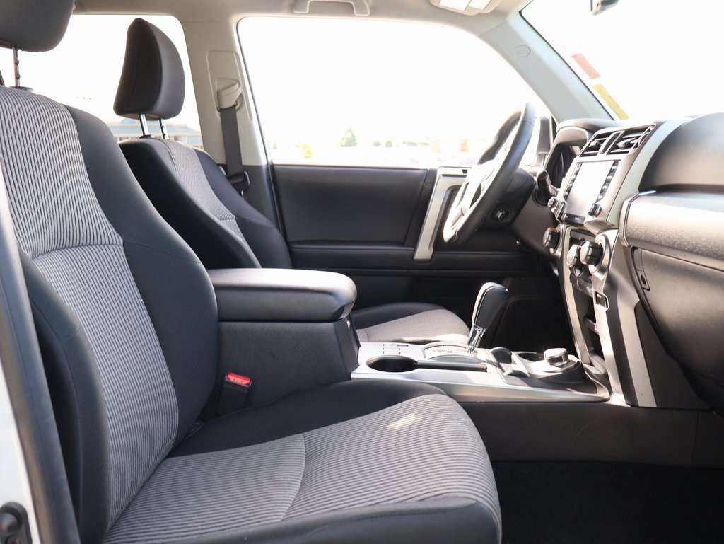 2024 Toyota 4Runner SR5 photo 9