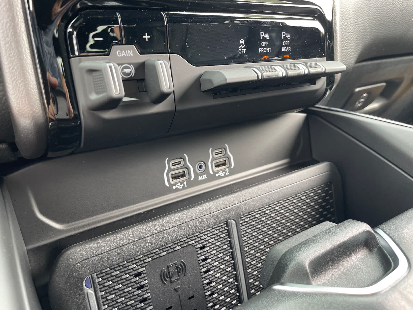 2025 Ram 1500 Big Horn photo 27
