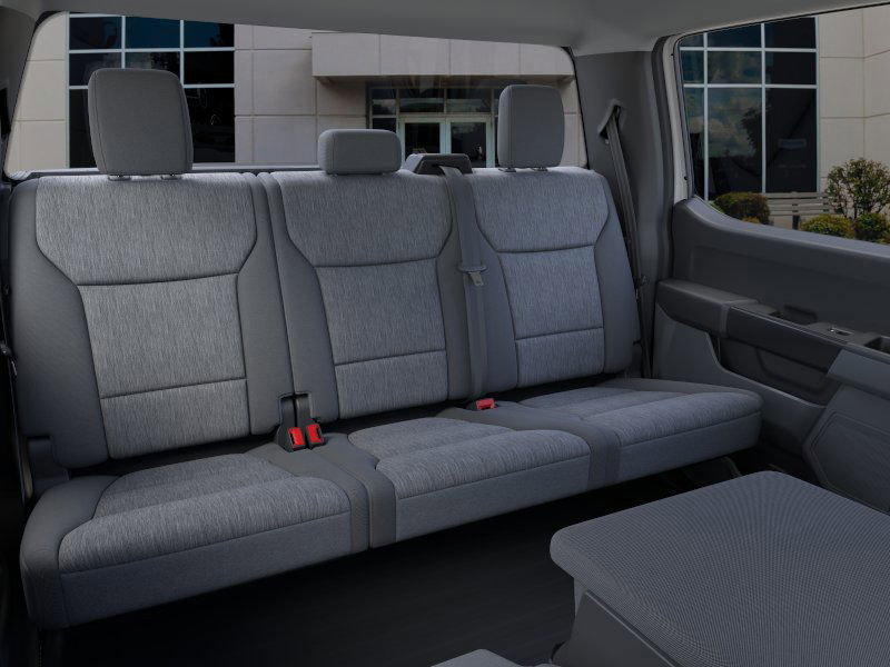 2025 Ford F-150 XL photo 2