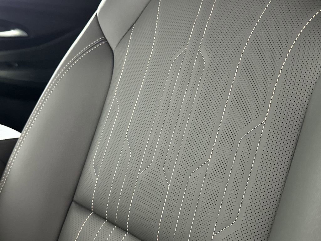 2025 Buick Envista Avenir photo 20