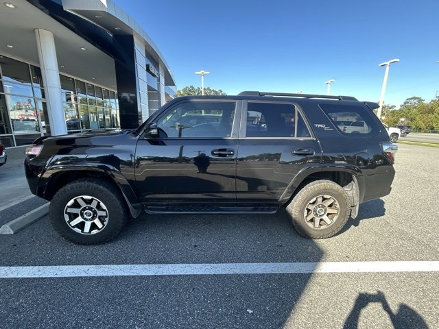 2019 Toyota 4Runner TRD Off-Road Premium's photo