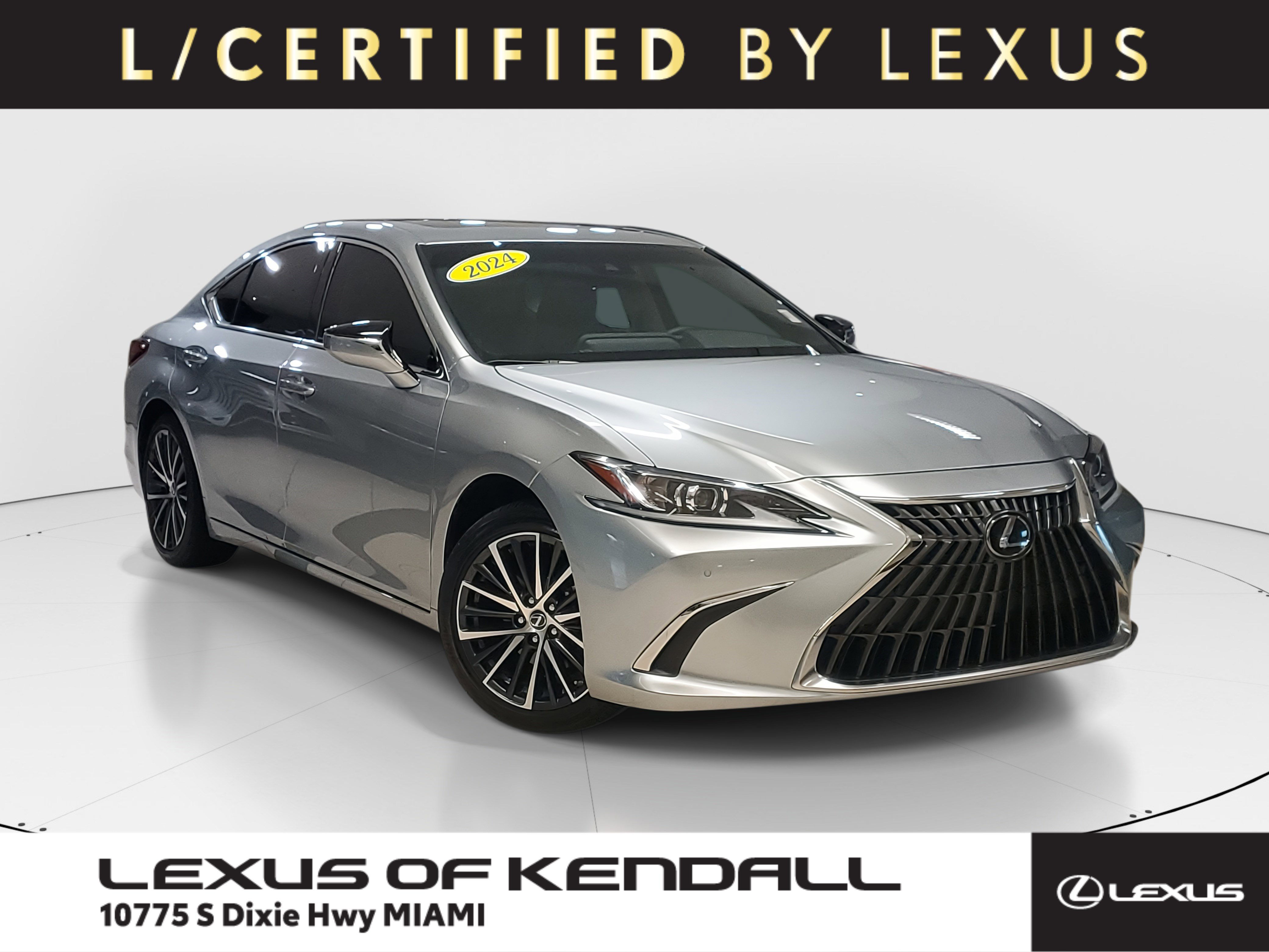 2024 Lexus ES 350's photo