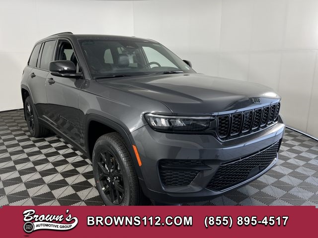 2025 Jeep Grand Cherokee Altitude's photo